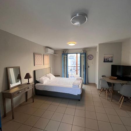 Hersonissos Centre Small Apartment 외부 사진